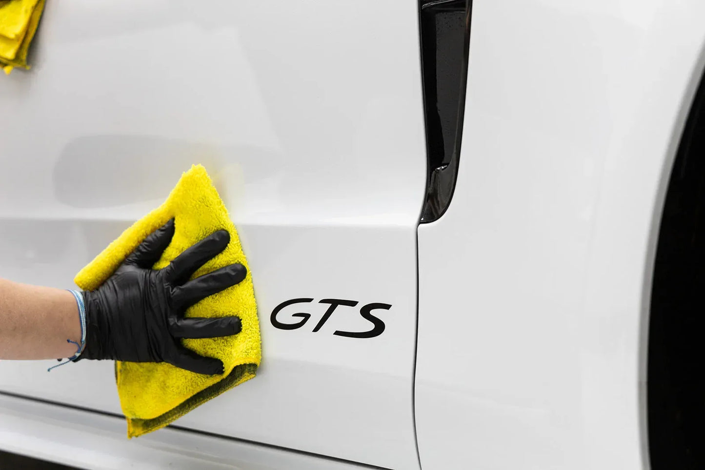 IN-SHOP DETAIL SPECIAL – WINTER SALT CLEANUP - ClubExec Auto 